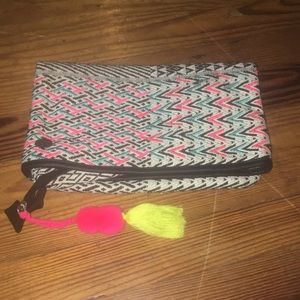 Pura Vida Zip-Up Beach Bag